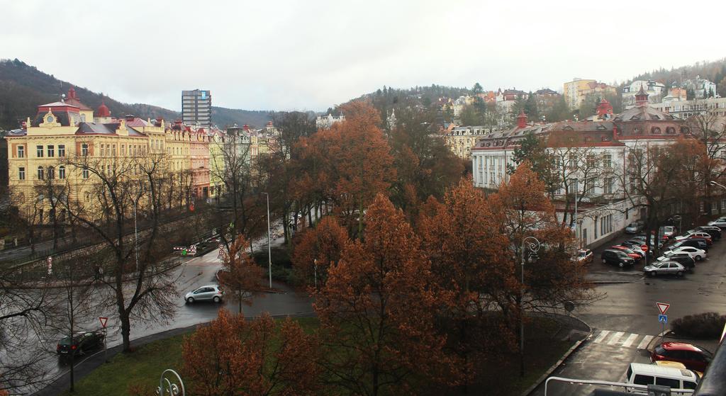 Spa Apartments Bulharska Karlovy Vary Ngoại thất bức ảnh