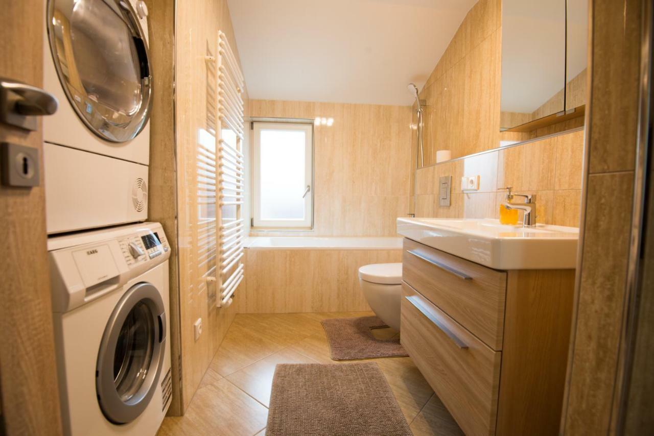 Spa Apartments Bulharska Karlovy Vary Ngoại thất bức ảnh